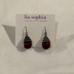 NWT Lia Sophia wood & silver dangle earring